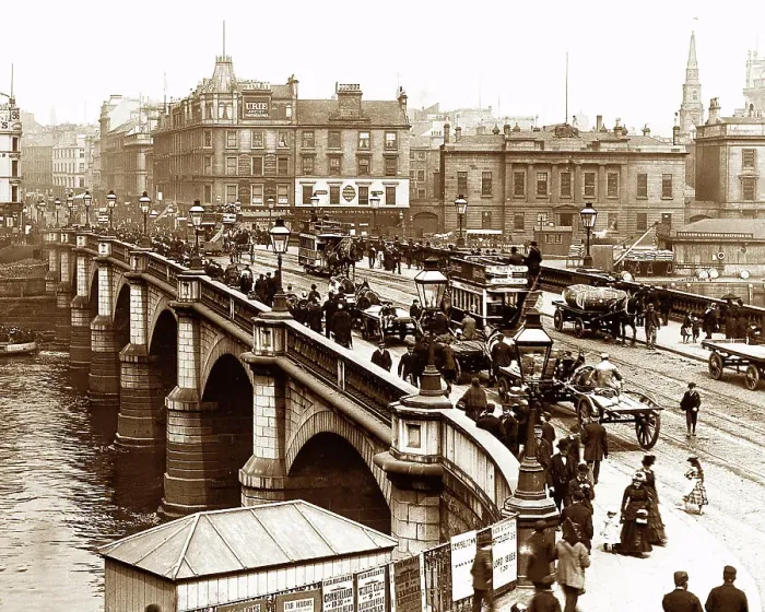 Framed Print : Broomielaw Bridge, Glasgow, Victorian period