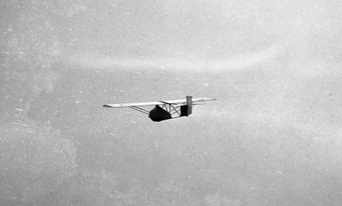 Framed Print : The Brown 1931 Southdown Skysailer in flight Framed Print : The Brown 1931 Southdown Skysailer in flight