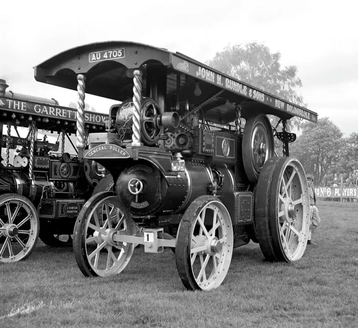 Framed Print : Brown and May Showman's Road Locomotive, General Buller Framed Print : Brown and May Showman's Road Locomotive, General Buller