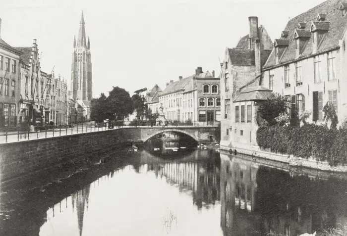 Framed Print : Bruges, Belgium, the Dyver River Framed Print : Bruges, Belgium, the Dyver River