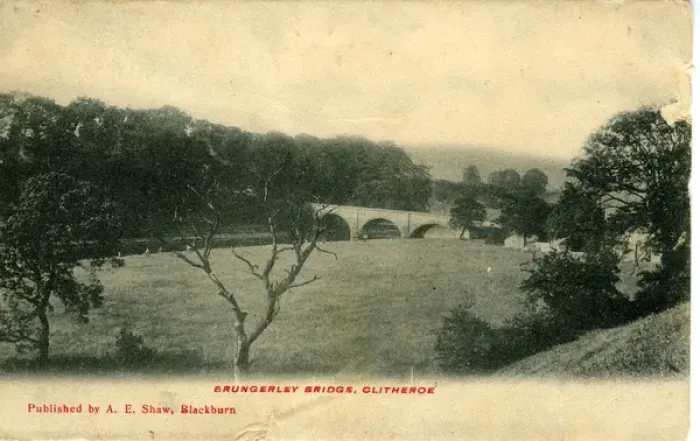 Framed Print : Brungerley Bridge, Clitheroe, Lancashire Framed Print : Brungerley Bridge, Clitheroe, Lancashire