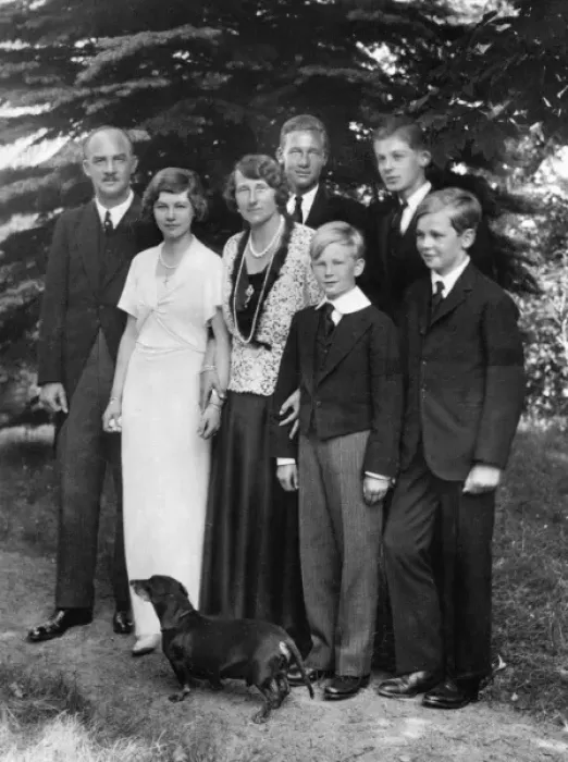 Framed Print : The Brunswick royal family Framed Print : The Brunswick royal family