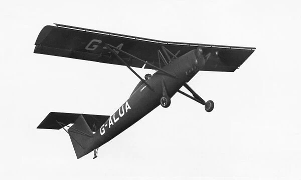 Brunswick Zaunkoenig G-Alua Flying