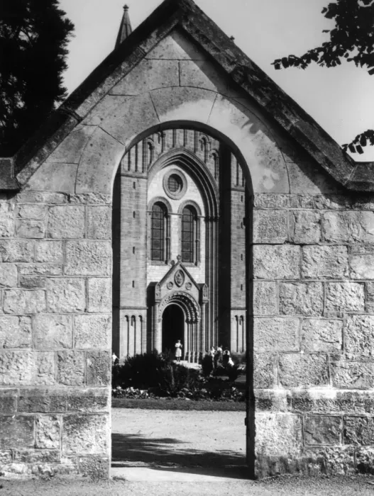 Framed Print : Buckfast Abbey Framed Print : Buckfast Abbey