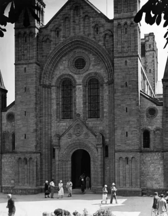 Framed Print : Buckfast Abbey Framed Print : Buckfast Abbey