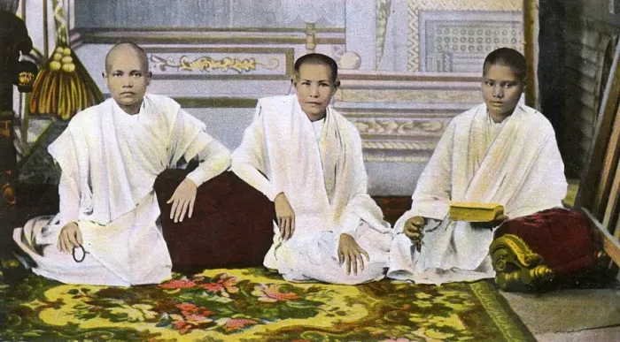 Framed Print : Buddhist Nuns - Myanmar Framed Print : Buddhist Nuns - Myanmar