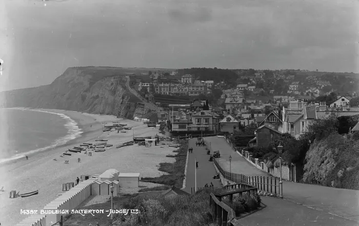Framed Print : Budleigh Salterton Seaside View Framed Print : Budleigh Salterton Seaside View