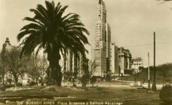 Framed Print : Buenos Aires - British Plaza and Kavanagh Building Framed Print : Buenos Aires - British Plaza and Kavanagh Building