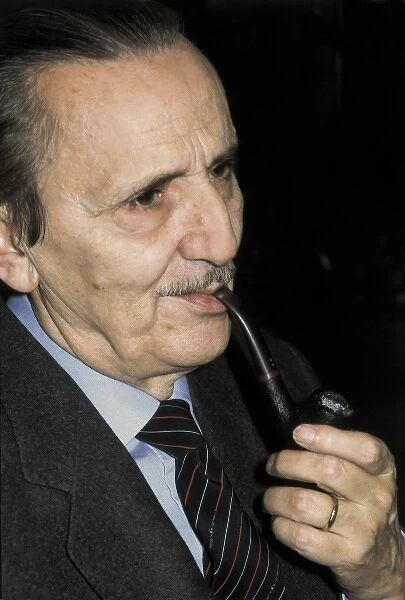 BUERO VALLEJO, Antonio (1916-2000). Spanish playwright