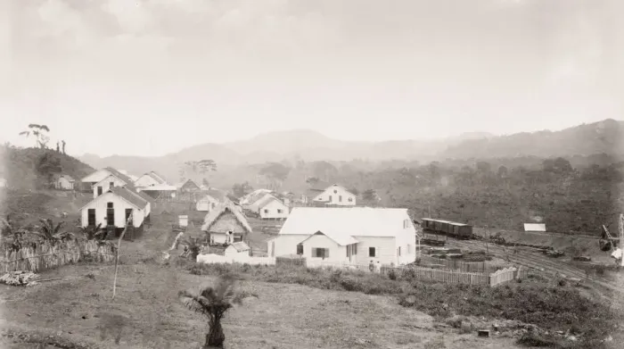 Framed Print : Building Panama canal, Artisans houses Framed Print : Building Panama canal, Artisans houses