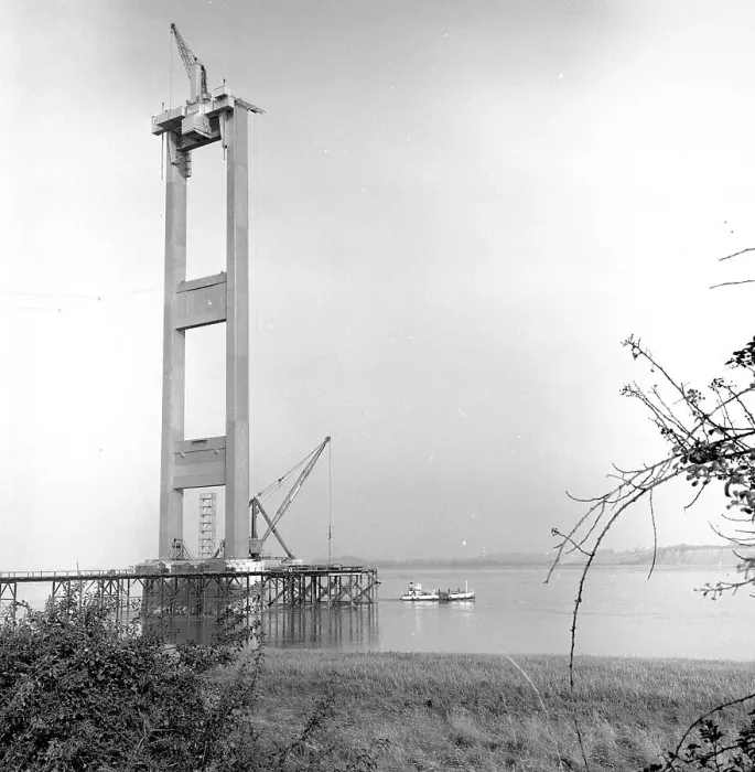 Framed Print : Building the Severn Bridge Framed Print : Building the Severn Bridge