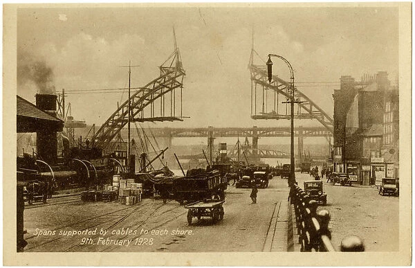 The Building of the Tyne Bridge - Newcastle-upon-Tyne (3  /  4)