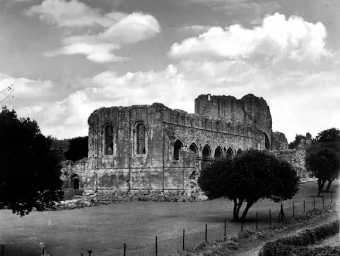 Framed Print : Buildwas Abbey Framed Print : Buildwas Abbey
