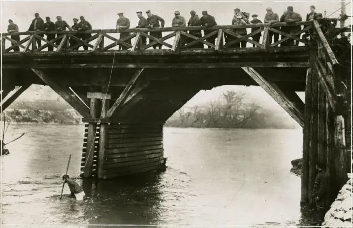 Framed Print : Bulgarian soldiers searching for guns in river, WW1 Framed Print : Bulgarian soldiers searching for guns in river, WW1