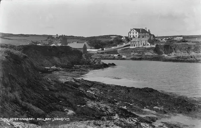 Framed Print : Bull Bay, Anglesey