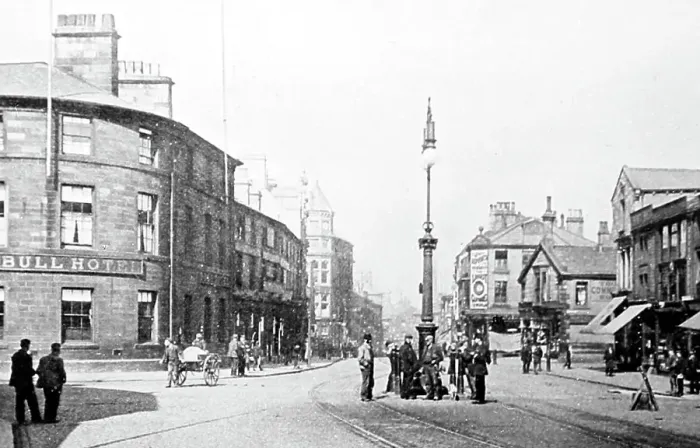 Framed Print : Bull Hotel, Burnley, Lancashire, early 1900s Framed Print : Bull Hotel, Burnley, Lancashire, early 1900s