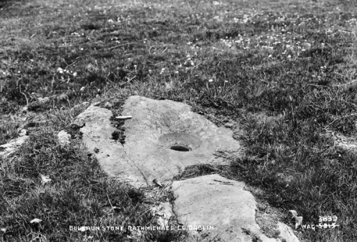 Framed Print : Bullaun Stone, Rathmichael, Co. Dublin Framed Print : Bullaun Stone, Rathmichael, Co. Dublin