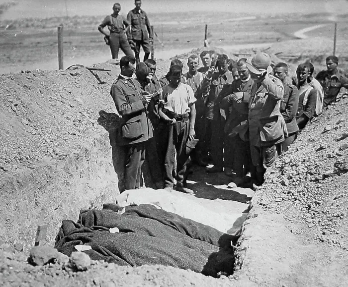 Framed Print : A burial ceremony during WW1 Framed Print : A burial ceremony during WW1