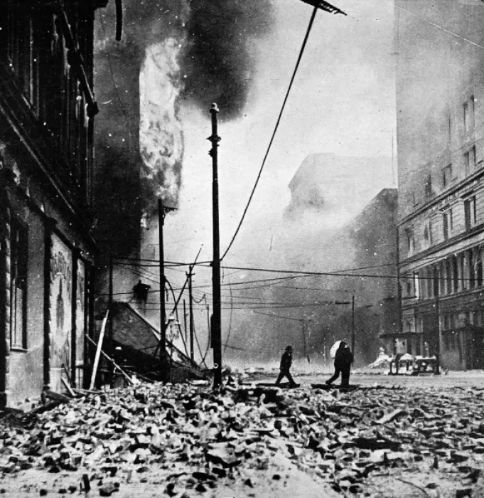 Framed Print : A burning street after the San Francisco earthquake Framed Print : A burning street after the San Francisco earthquake
