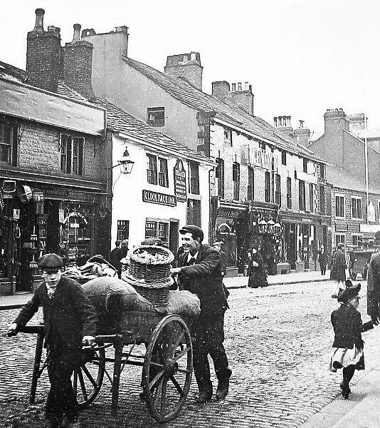 Burnley St. James Street Clock Face Inn early 1900s