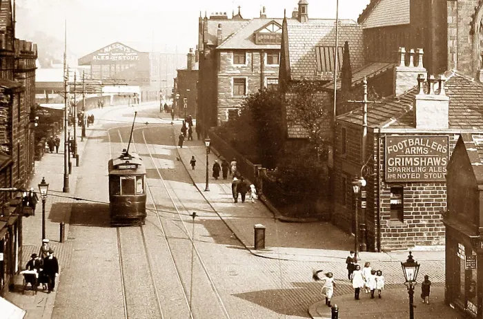 Framed Print : Burnley Yorkshire Street early 1900s Framed Print : Burnley Yorkshire Street early 1900s