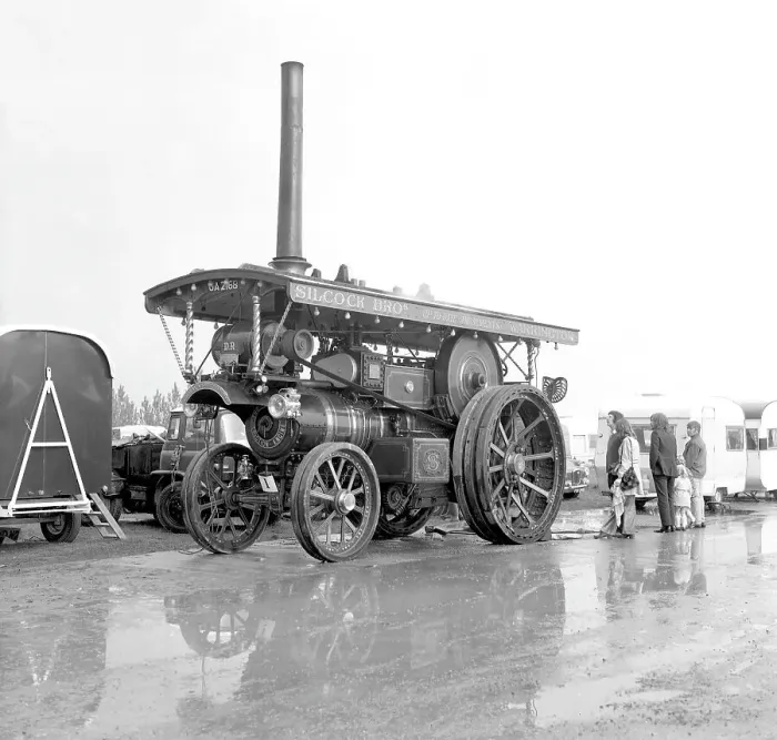 Framed Print : Burrell Showman's Road Locomotive number 3334, The Bailie Framed Print : Burrell Showman's Road Locomotive number 3334, The Bailie