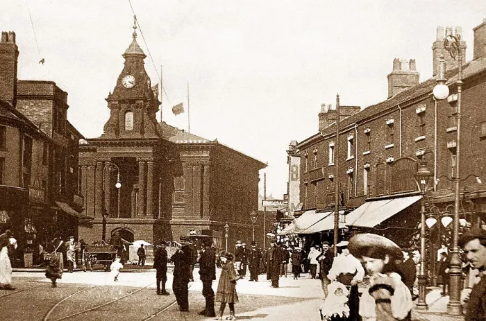 Framed Print : Burslem Town Hall early 1900s Framed Print : Burslem Town Hall early 1900s