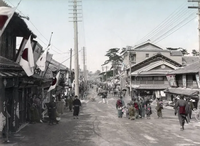 Framed Print : Busy street, Tamondori, Kobe, Japan, c. 1890 Vintage late 19th century photograph Framed Print : Busy street, Tamondori, Kobe, Japan, c. 1890 Vintage late 19th century photograph