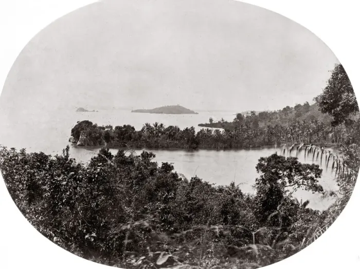 Framed Print : c. 1860s South East Asia - early view of Singapore Framed Print : c. 1860s South East Asia - early view of Singapore