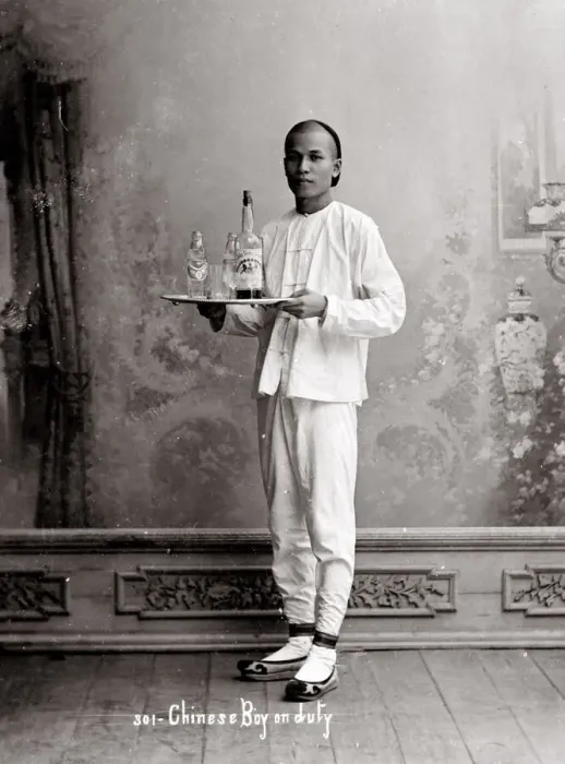 Framed Print : c. 1880 South East Asia - Chinese servant, Singapore Framed Print : c. 1880 South East Asia - Chinese servant, Singapore