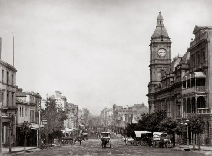 Framed Print : c. 1880s Australia, Collins Street, Melbourne Framed Print : c. 1880s Australia, Collins Street, Melbourne