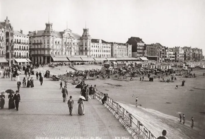 Framed Print : c. 1880s - Belgium the seafront at Ostend Framed Print : c. 1880s - Belgium the seafront at Ostend