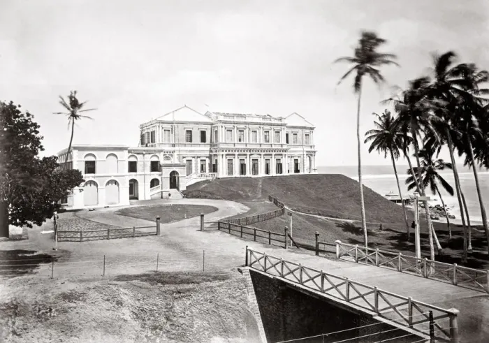 Framed Print : c. 1880s - Ceylon hotel on headland at Mount Lavinia Framed Print : c. 1880s - Ceylon hotel on headland at Mount Lavinia