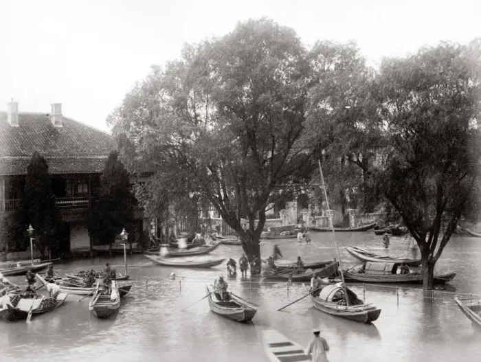 Framed Print : c. 1880s China - Chinese floods and flooding Framed Print : c. 1880s China - Chinese floods and flooding