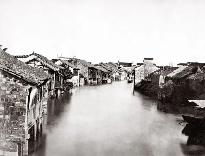 Framed Print : c. 1880s China - Chinese floods and flooding Framed Print : c. 1880s China - Chinese floods and flooding