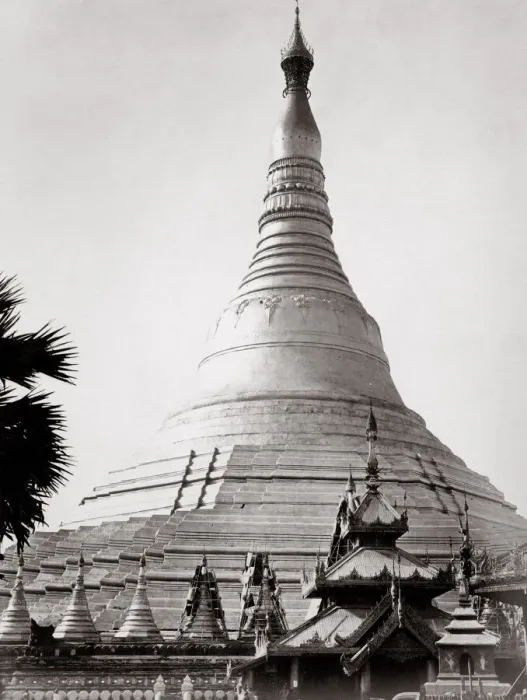 Framed Print : c. 1880s India Burma - The Shwedagon Pagoda Framed Print : c. 1880s India Burma - The Shwedagon Pagoda