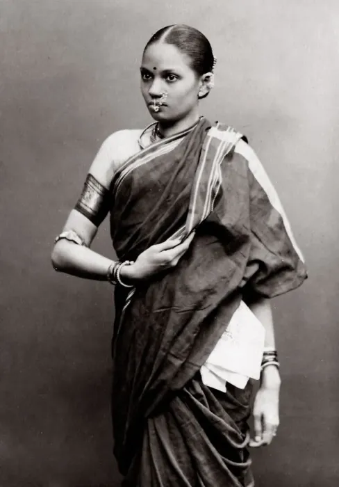 Framed Print : c. 1880s India - young woman with jewellery Framed Print : c. 1880s India - young woman with jewellery