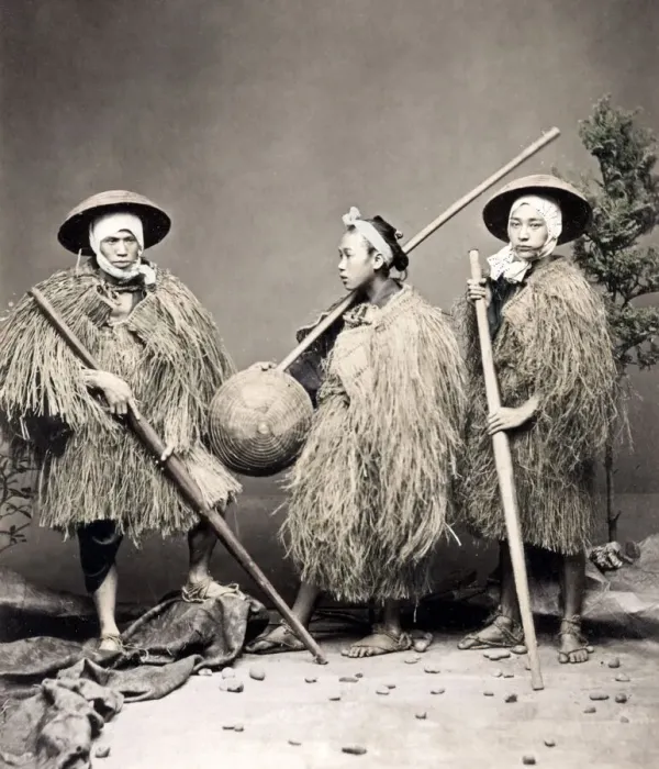 Framed Print : c. 1880s Japan - labourers in grass coats Framed Print : c. 1880s Japan - labourers in grass coats