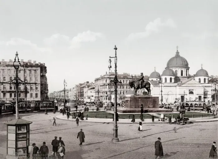 Framed Print : c. 1890s Russia St Petersburg - Znamenski Square Framed Print : c. 1890s Russia St Petersburg - Znamenski Square