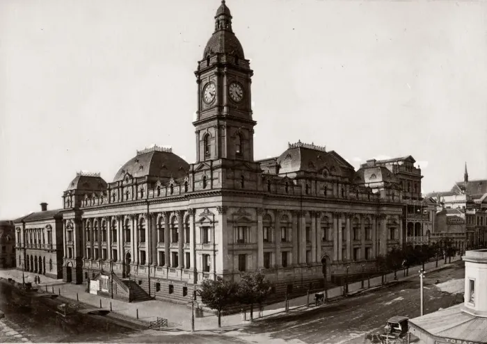 Framed Print : c. 1890s - street view in Melbourne Australia Framed Print : c. 1890s - street view in Melbourne Australia
