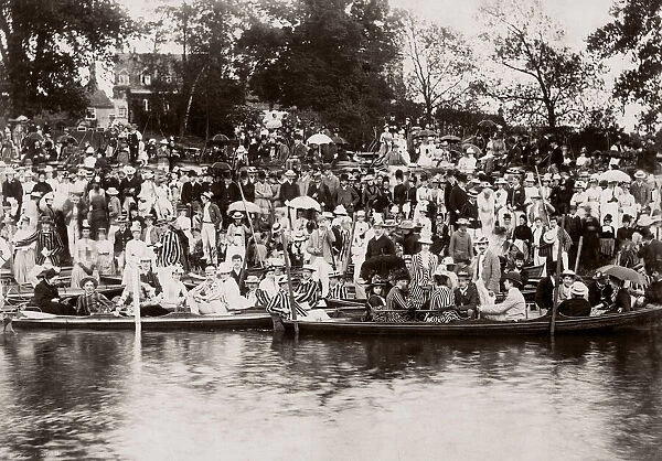 c. 1900 - boating party along the Thames