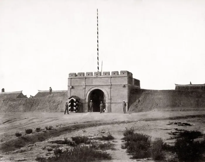 Framed Print : c. 1900 China - fortress walls with soldiers Framed Print : c. 1900 China - fortress walls with soldiers