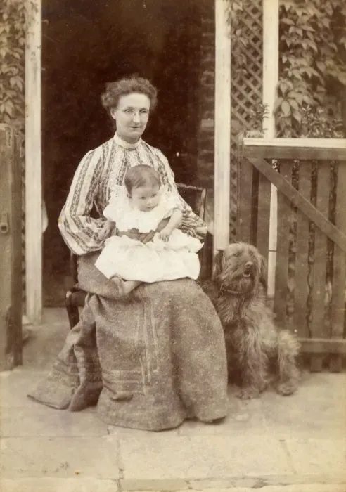 Framed Print : Cabinet photograph of a Mother with her young child and dog Framed Print : Cabinet photograph of a Mother with her young child and dog