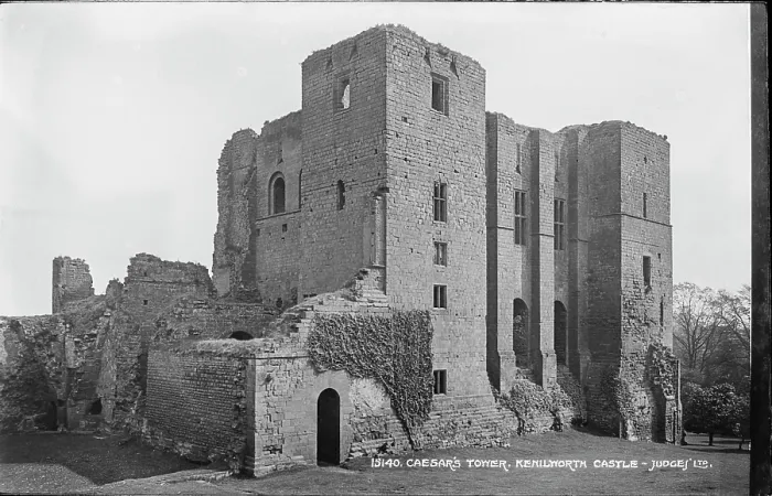 Framed Print : Caesar's Tower, Kenilworth Castle Framed Print : Caesar's Tower, Kenilworth Castle
