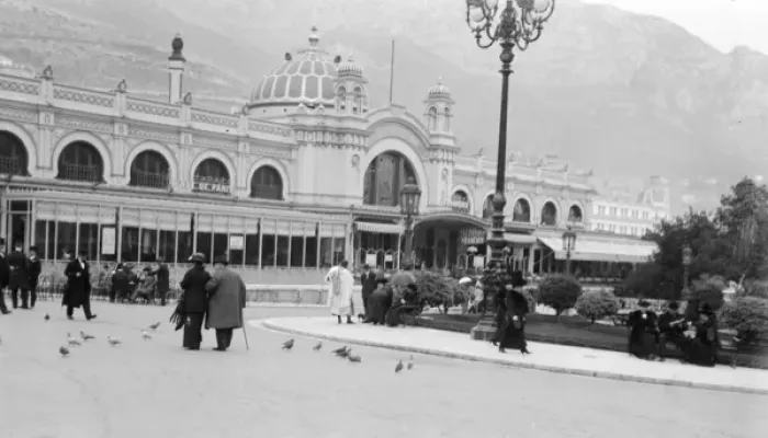 Framed Print : Cafe de Paris, Monte Carlo Framed Print : Cafe de Paris, Monte Carlo