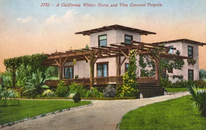 Framed Print : California Winter Home and Vine-Covered Pergola, USA Framed Print : California Winter Home and Vine-Covered Pergola, USA