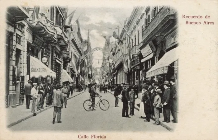 Framed Print : Calle Florida, Buenos Aires, Argentina Framed Print : Calle Florida, Buenos Aires, Argentina