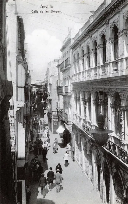 Framed Print : Calle de las Sierpes, Seville, Spain Framed Print : Calle de las Sierpes, Seville, Spain