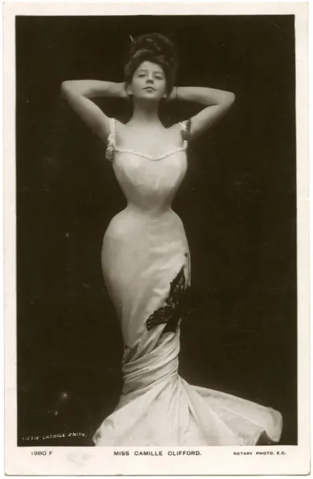Framed Print : Camille Clifford Framed Print : Camille Clifford