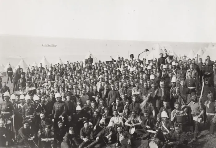 Framed Print : Camp of British army soldiers, large crowd